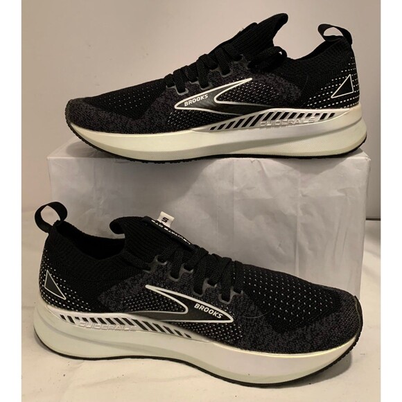 Brooks Levitate GTS 5 Running Stealth Fit Shoes Ebony Black US Women Size 8 - Picture 2 of 7